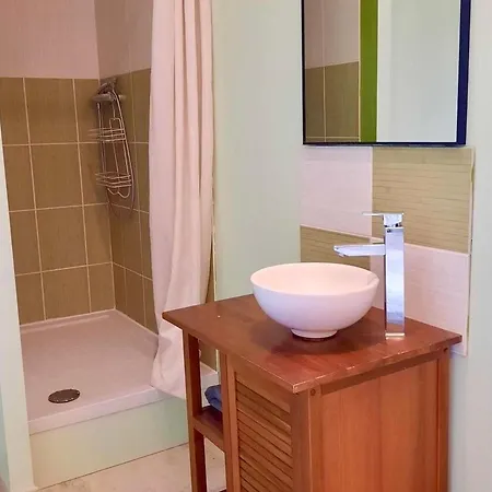 Confortable Pres De Saumur : 2 Chambres, Jardin Clos, Terrasse, Proche Sites Touristiques Landhaus