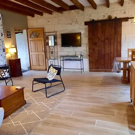 Landhaus Confortable Pres De Saumur : 2 Chambres, Jardin Clos, Terrasse, Proche Sites Touristiques