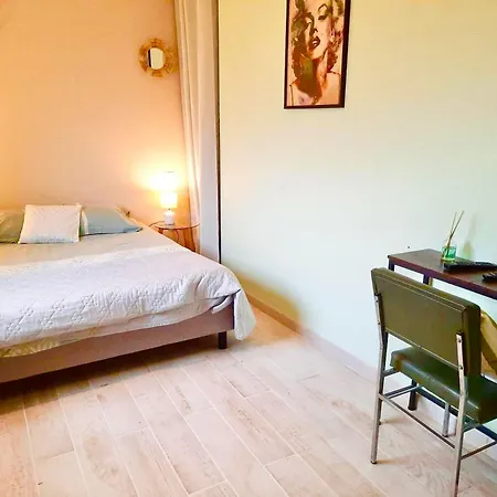 Confortable Pres De Saumur : 2 Chambres, Jardin Clos, Terrasse, Proche Sites Touristiques Landhaus Brain-sur-Allonnes