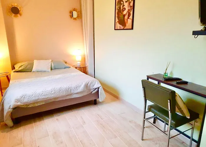 Confortable Pres De Saumur : 2 Chambres, Jardin Clos, Terrasse, Proche Sites Touristiques - Fr-1-622-4 度假居 阿洛讷河畔布兰